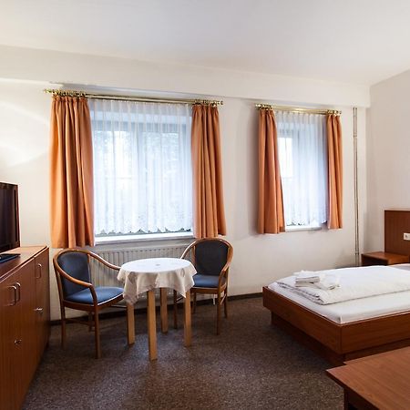 Hotel Groebern Am See Grobern Eksteriør bilde